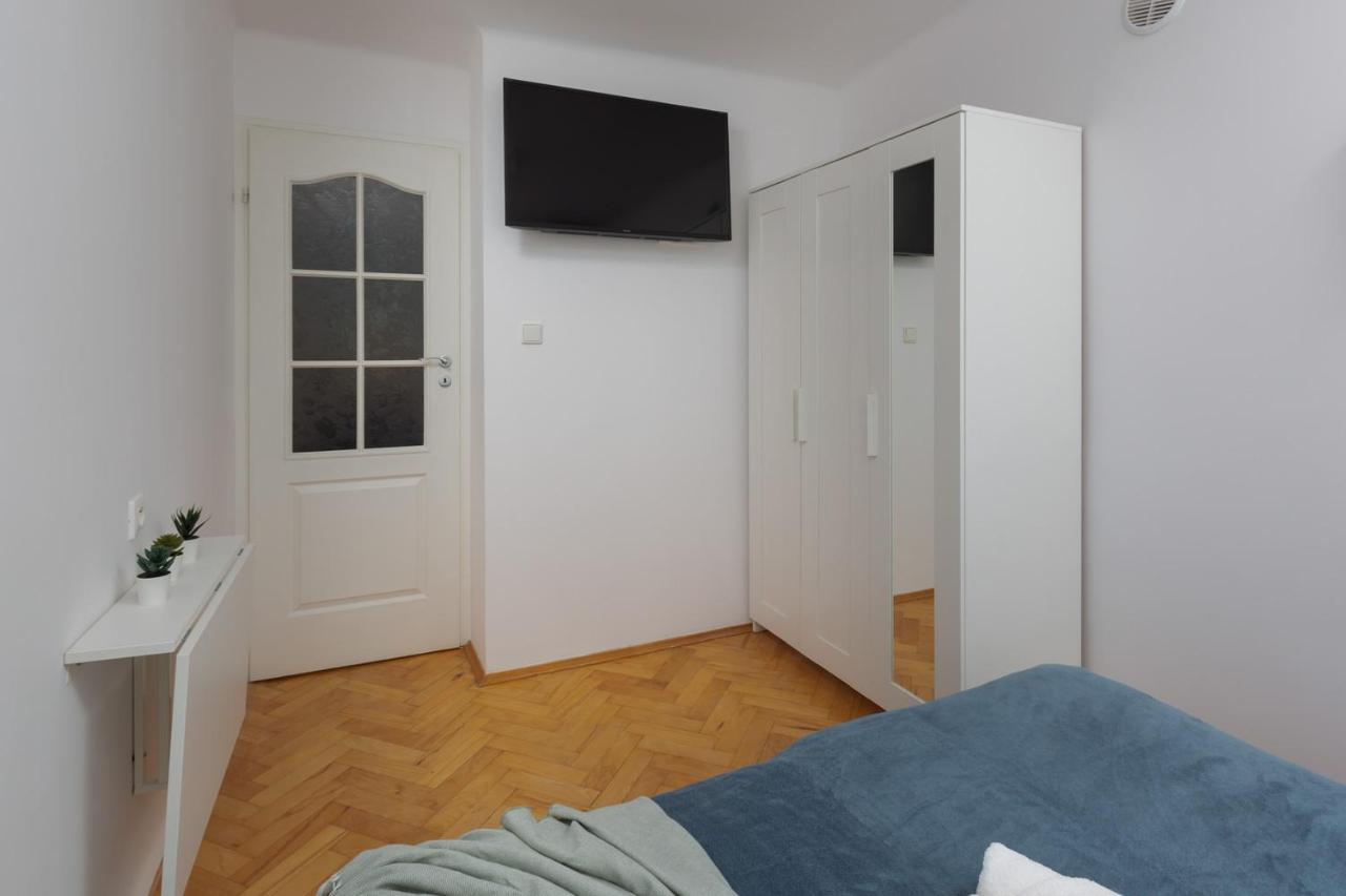 Stars Apartaments City Center By Noclegi Renters Varsóvia Exterior foto