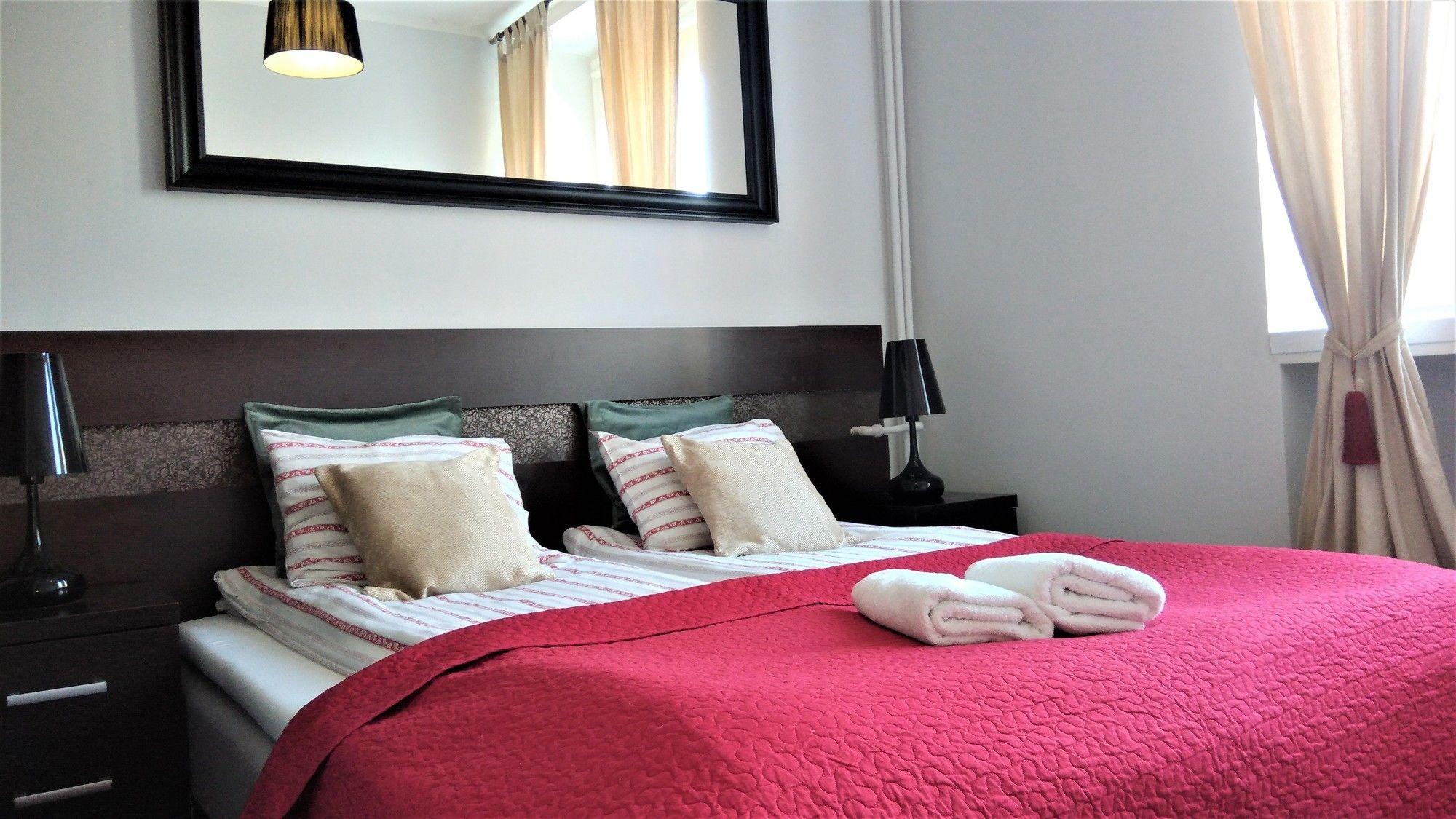 Stars Apartaments City Center By Noclegi Renters Varsóvia Exterior foto