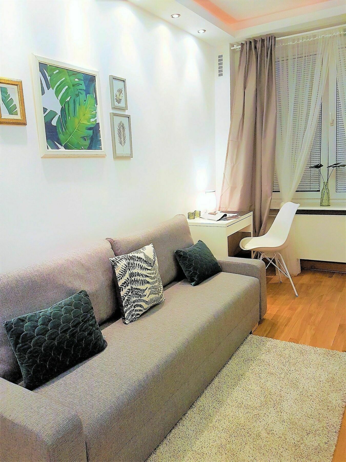 Stars Apartaments City Center By Noclegi Renters Varsóvia Exterior foto